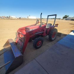 Tractor 