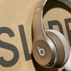 Beats Wireless Solo 2