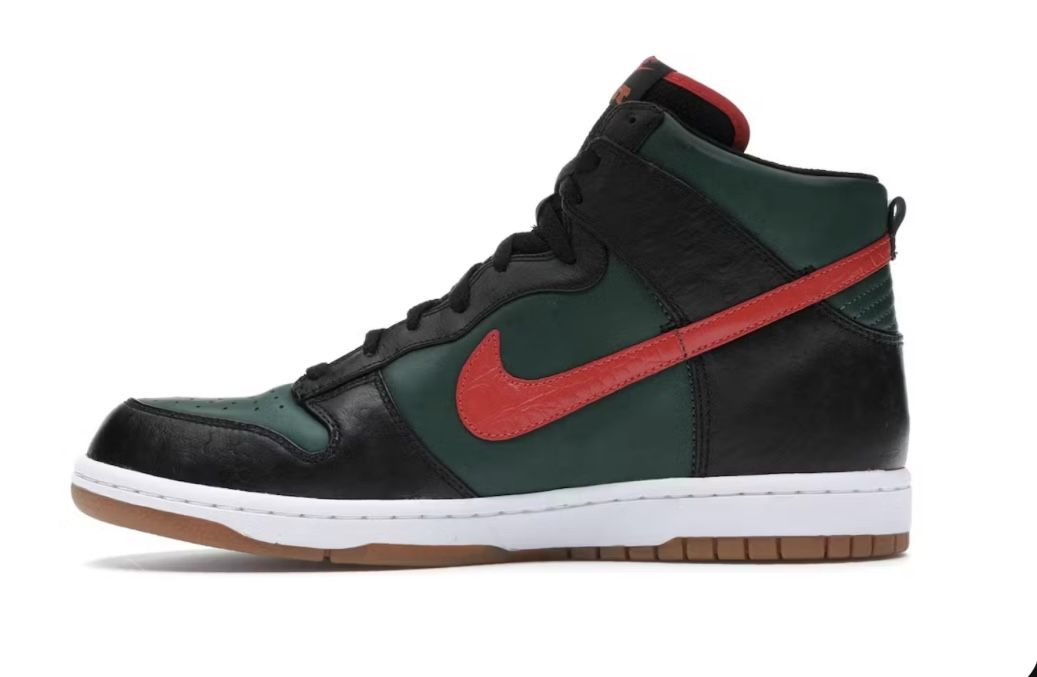 Nike Dunk High Supreme Spark