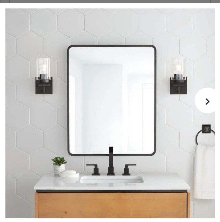 New In Box !!Medicine Cabinet. !!