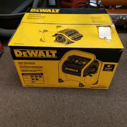 NEW Dewalt DWFP55130 Heavy Duty Quiet Compressor 200psi