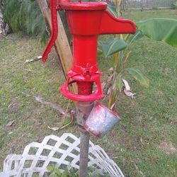 Vintage Well Pump, Cast Iron