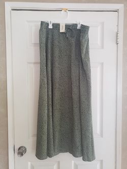 XL Woman's Skirt