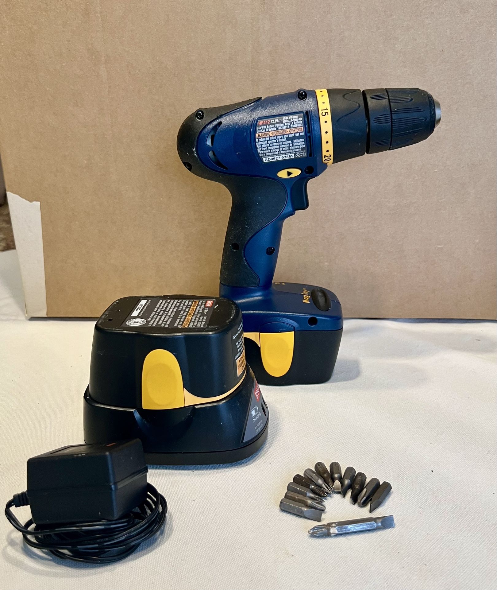 Hand Drill (Extra Battery)