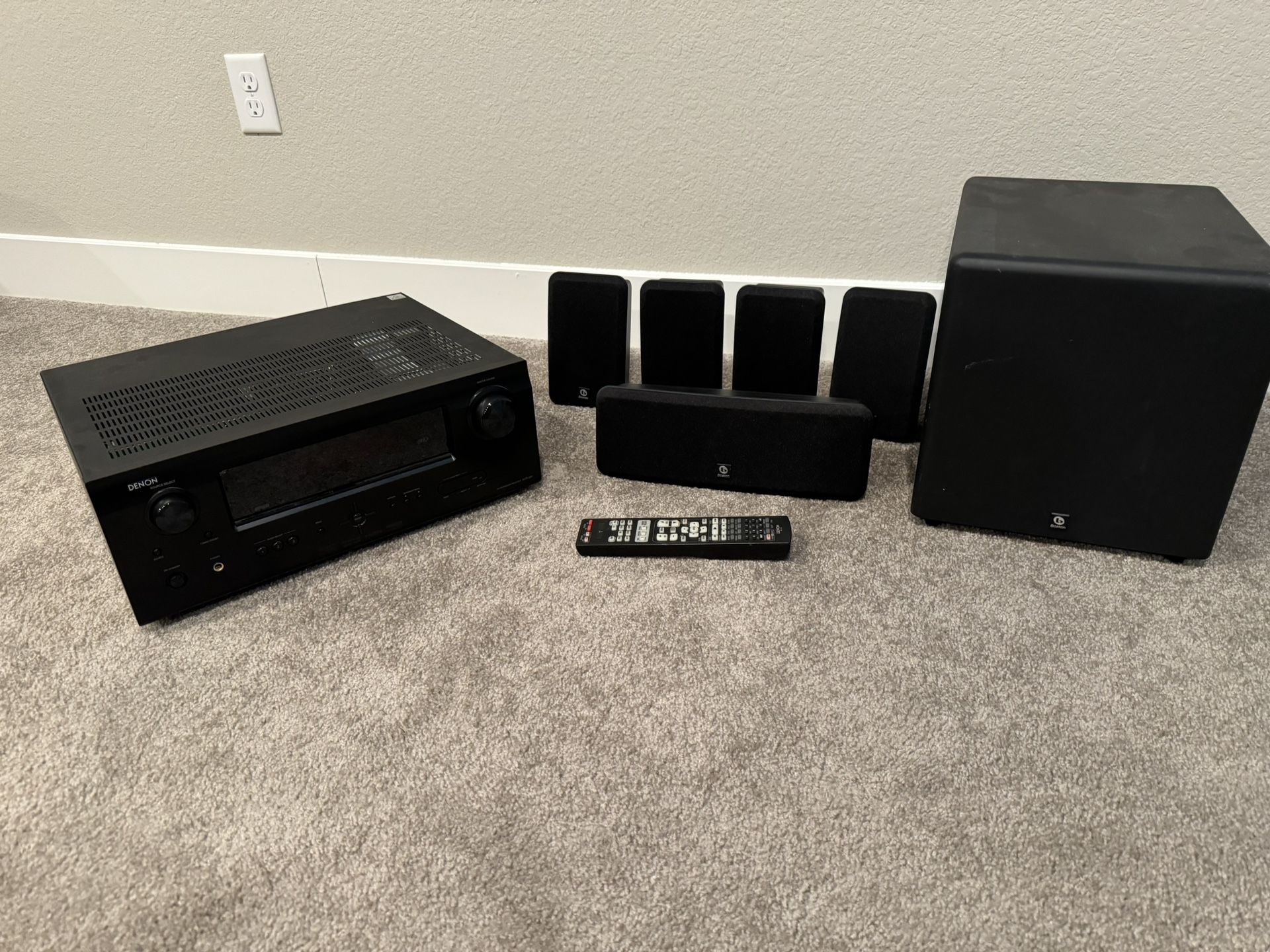 Denon Surround Sound System. 5.1 Surround Sound Speakers With Subwoofer