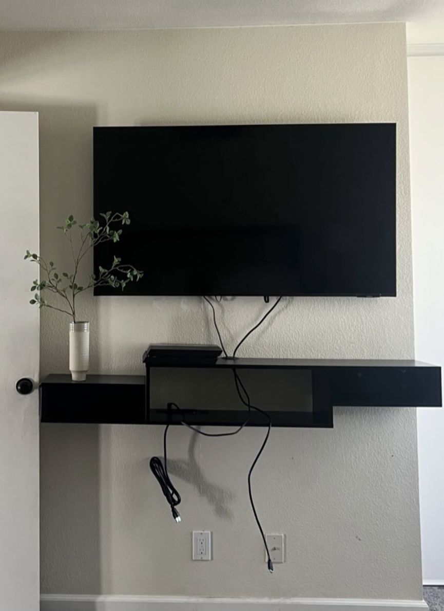 59" Floating TV Stand with Power Outlet Wall Mounted Media Console Cabinet Shelf Under TV for Cable Box Audio Video Black
