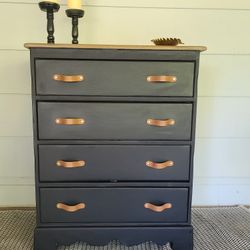 Vintage 1930's Monterey 4 Drawer Dresser