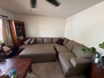 Large Two Piece Sectional w/XL Ottoman