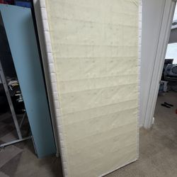 Box Spring And Mattress 