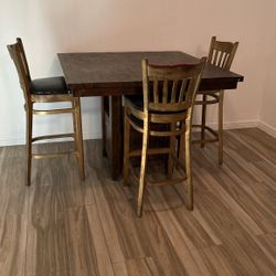 High Level Dining Table With 3 Chairs
