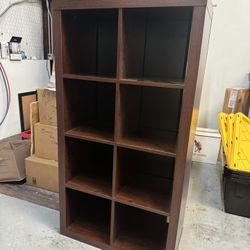 Storage Shelf / Bookshelf