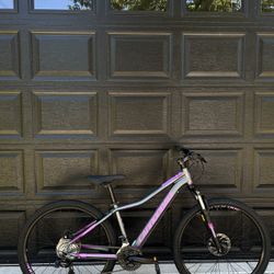 Cannondale Foray Mountain Bike 27.5”