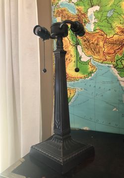 Double bulb desk lamp base