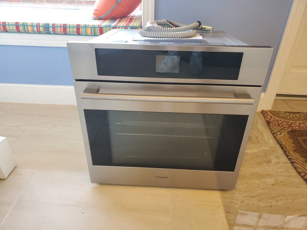 Fulgor Milano F7SP24S1 24" Stainless Single Electric Wall Oven NOB