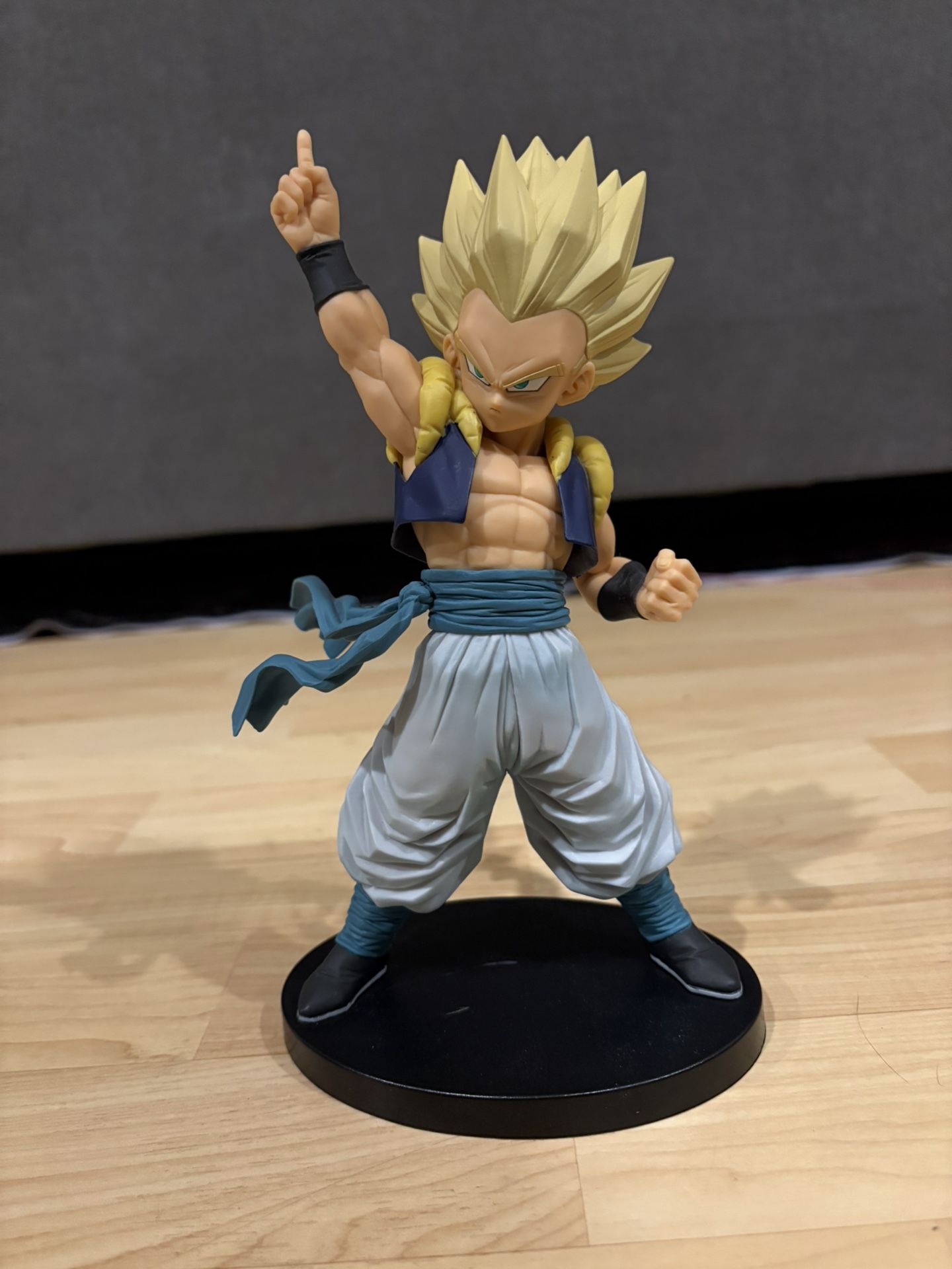 SSJ Gotenks Figure