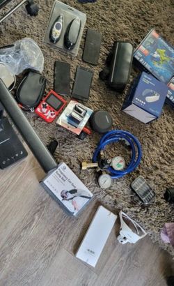 Lots of Electronics for Cheap