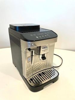 Delonghi Magnifica Coffee Machine