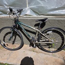 Trek 7300 multitrack 15" Aluminum