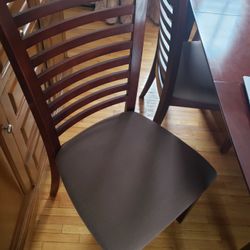 China Cabinet and Dining Table w/Chairs -$450