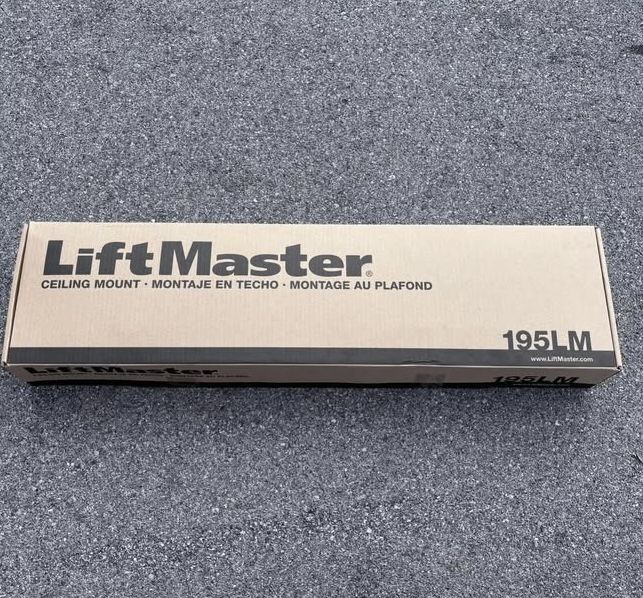 Lift Master Garage Door Opener 195LM New In Box Liftmaster