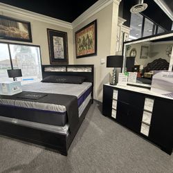 4 PC KING BEDROOM SET 