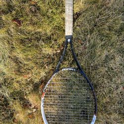 Tennis racket 