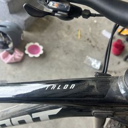 Giant Talon Mountain Bike 