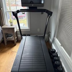 Peloton-Treadmill