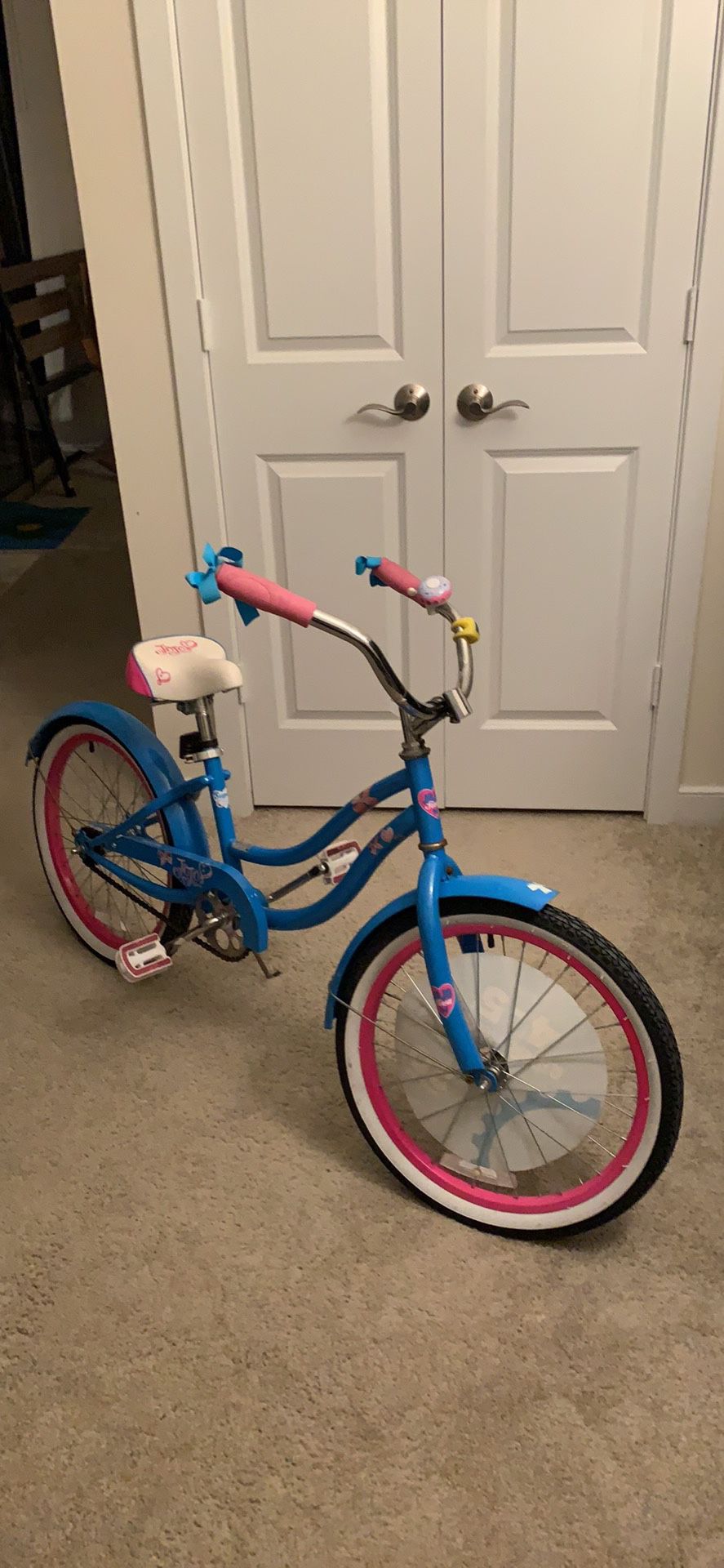20” Girls Sidewalk JoJo Siwa Cruiser Bike - Light Blue and Pink