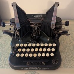 Oliver #5 Antique Typewriter 