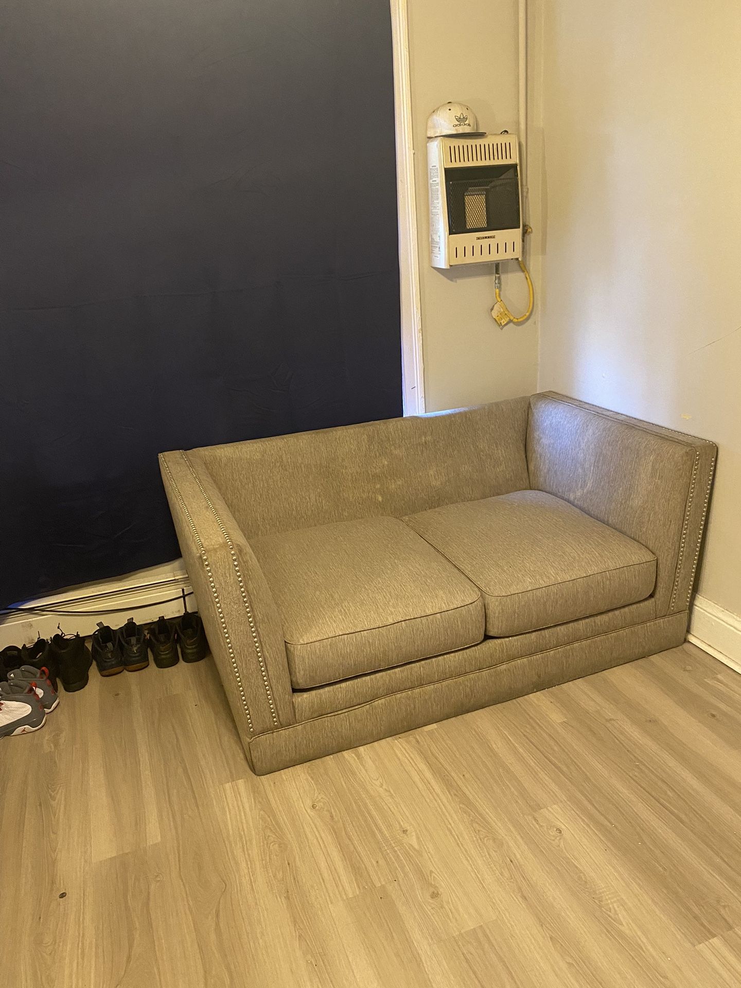 ASHLEYS LOVE SEAT/COUCH SET PRICE DROP 575