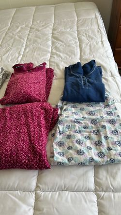 Women’s Pajamas - Flannel - Sz Medium