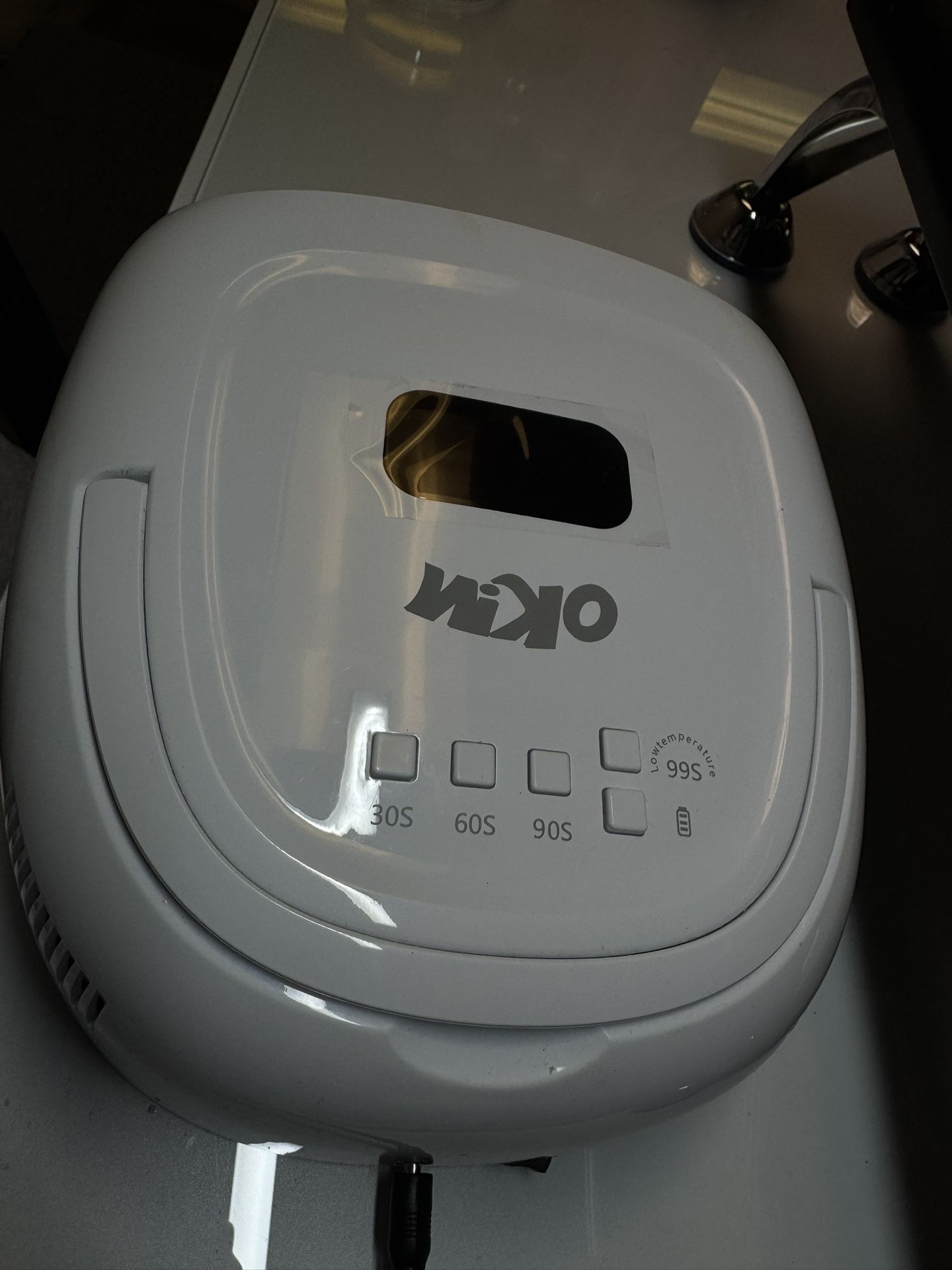 UV NAIL LAMP WHITE