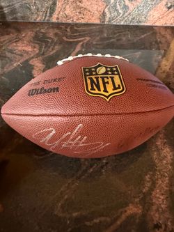 NFL Marshawn Lynch football signed