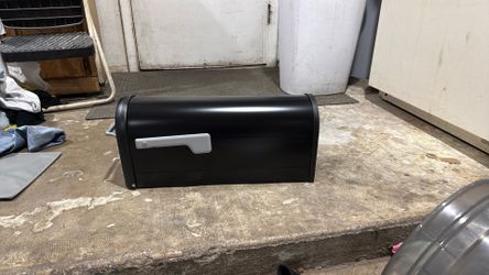 Chadwick New. Mail Box