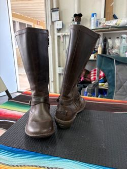 UGG Tall Brown Leather Riding Boots
