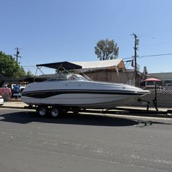 2005 Blue Water Deck Boat 