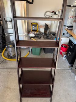 Slanted Shelf Stand