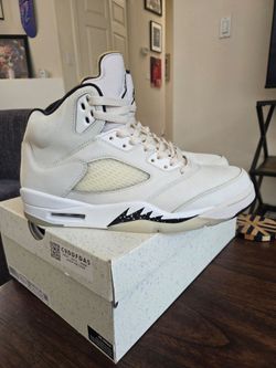 Jordan 5 Sail. Size 10
