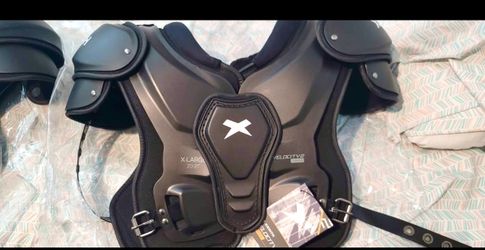 Football shoulder pads