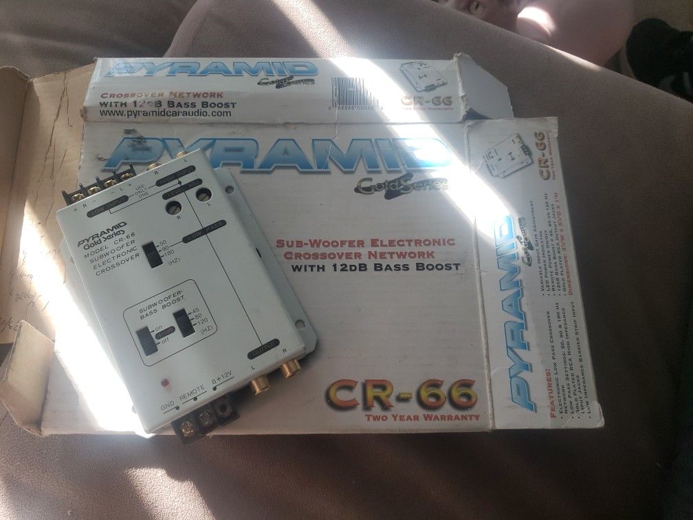 Pyramid Gold Series Subwoofer Electronic Crossover