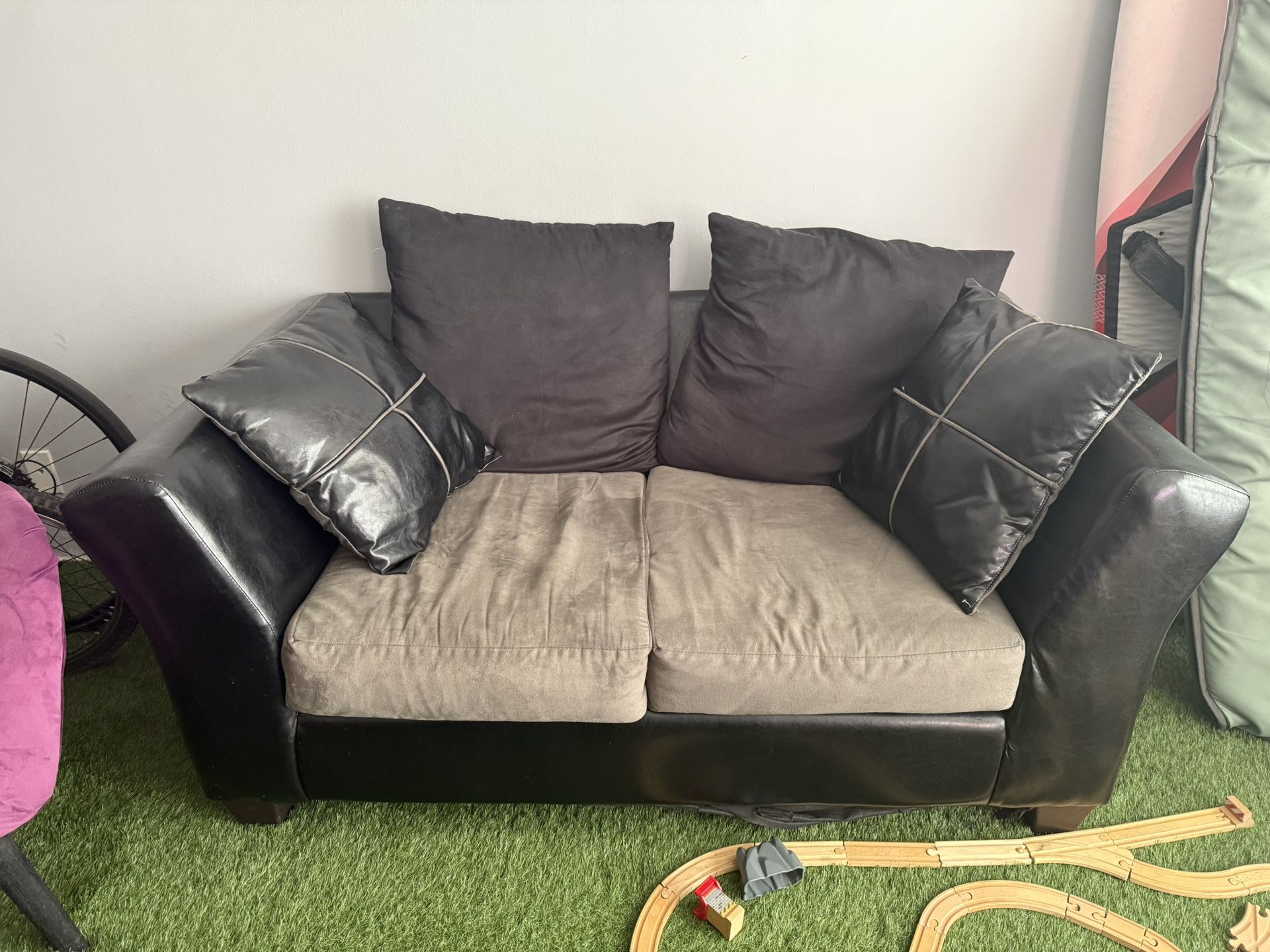 Free Couch