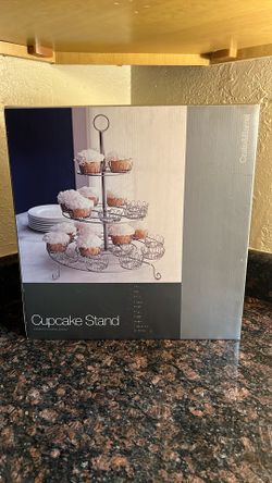 CUPCAKE STAND
