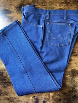 New Wrangler Jeans 34x30 | PORTERVILLE