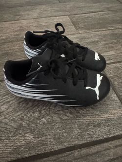 Puma  Attacanto II futbol Boys' Soccer Cleats shoes toddler boys unisex 11 kids
