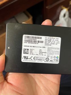 Ssd 120GB ,128GB 2.5" SATA ,still good