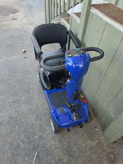 Mobility scooter
