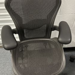 Herman Miller Classic A Fully Loaded With Ripped Mesh
