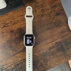 Apple Watch SE 40mm 