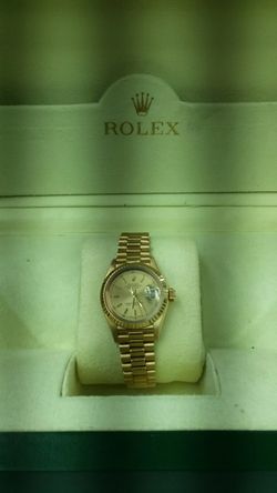 18k Gold Rolex President Women 32 mm